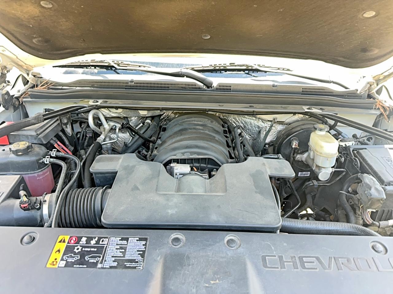 2017 Chevrolet Suburban C1500 Premier - Image 7