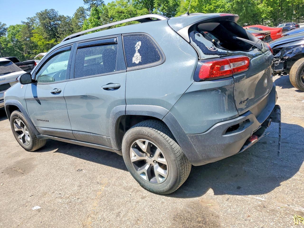 2015 Jeep Cherokee Trailhawk - Image 2