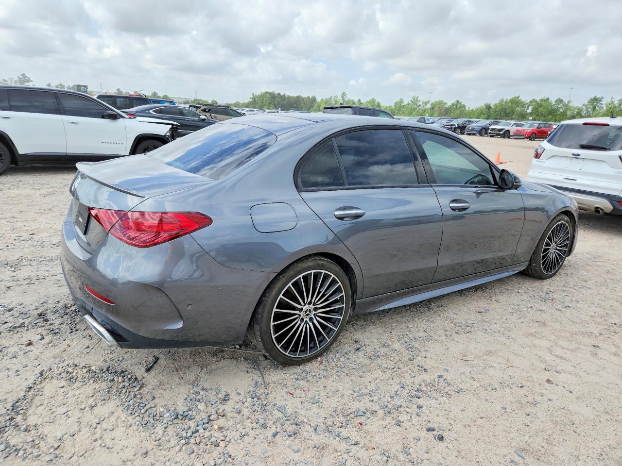 2024 Mercedes-Benz C 300 - Фото 3