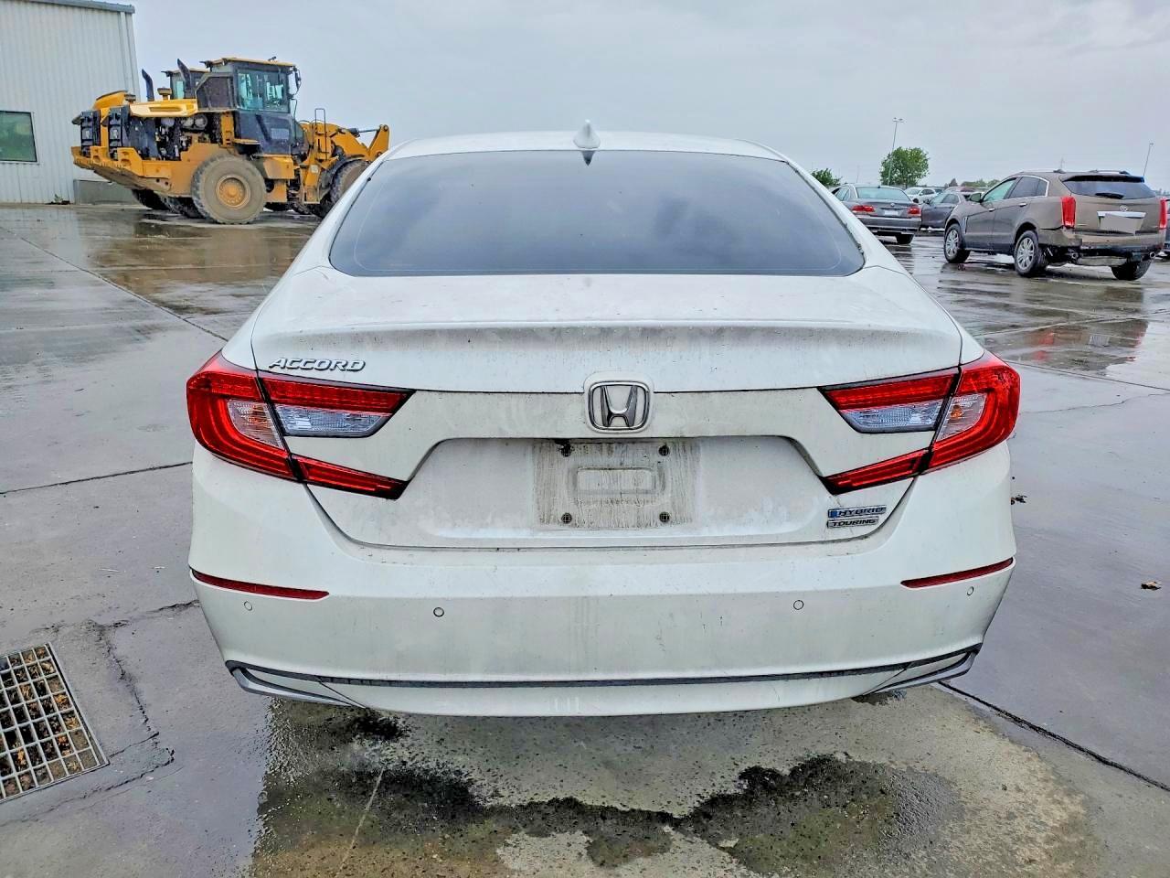 2019 Honda Accord Touring Hybrid - Фото 6