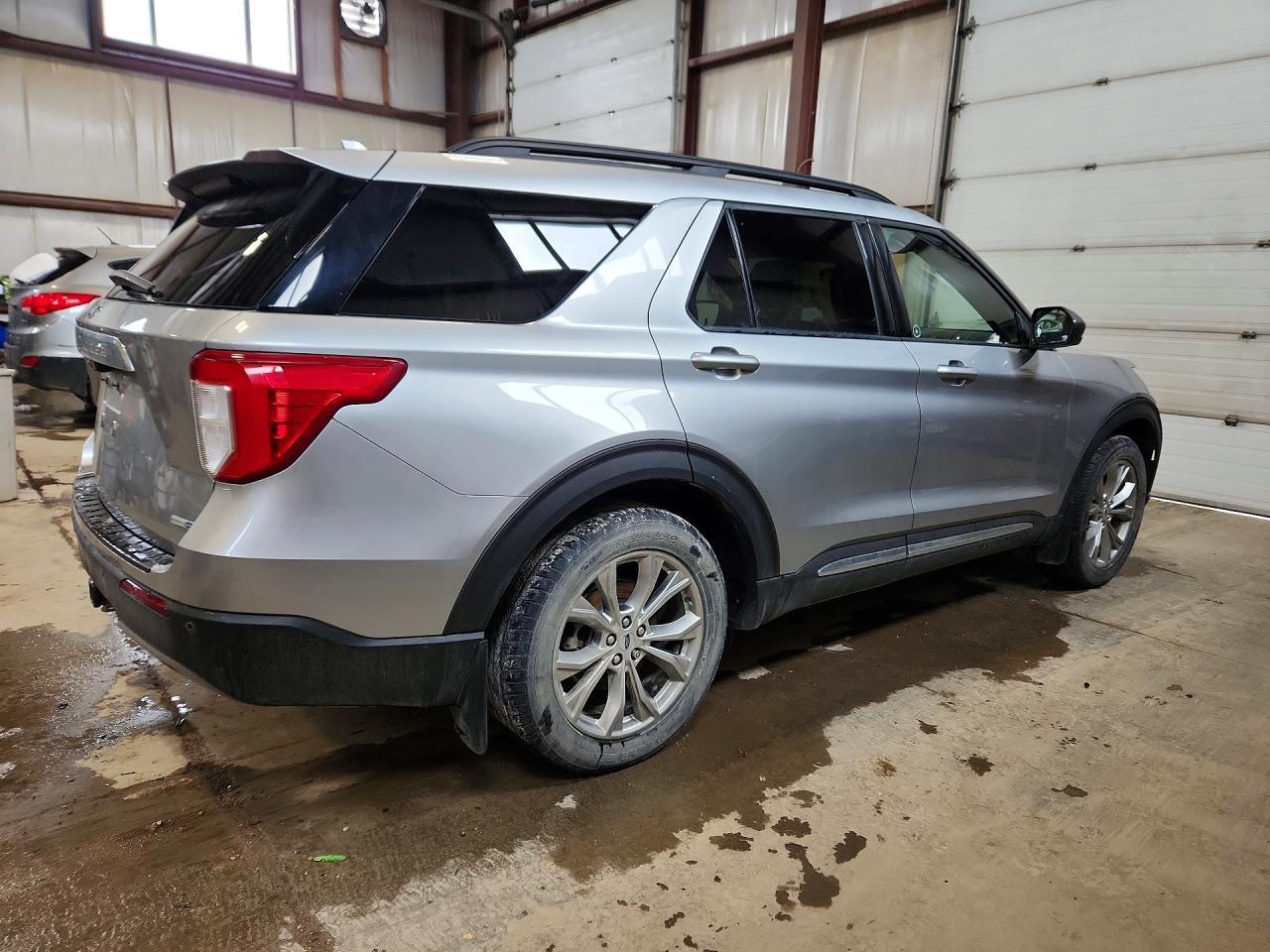 2020 Ford Explorer Xlt 4Dr Awd - Фото 3