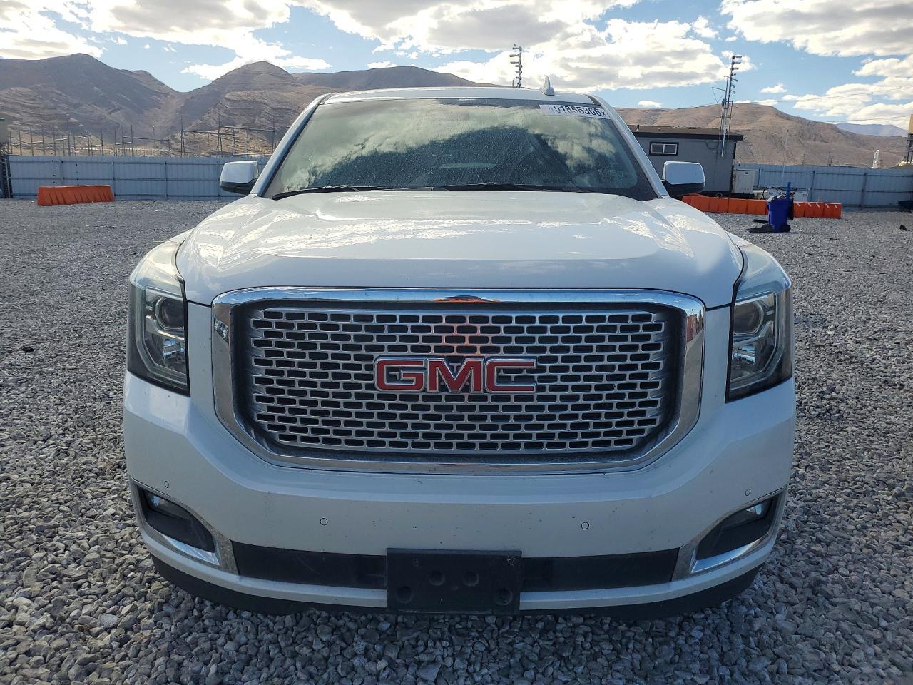 2017 GMC Yukon Xl Denali - Image 5