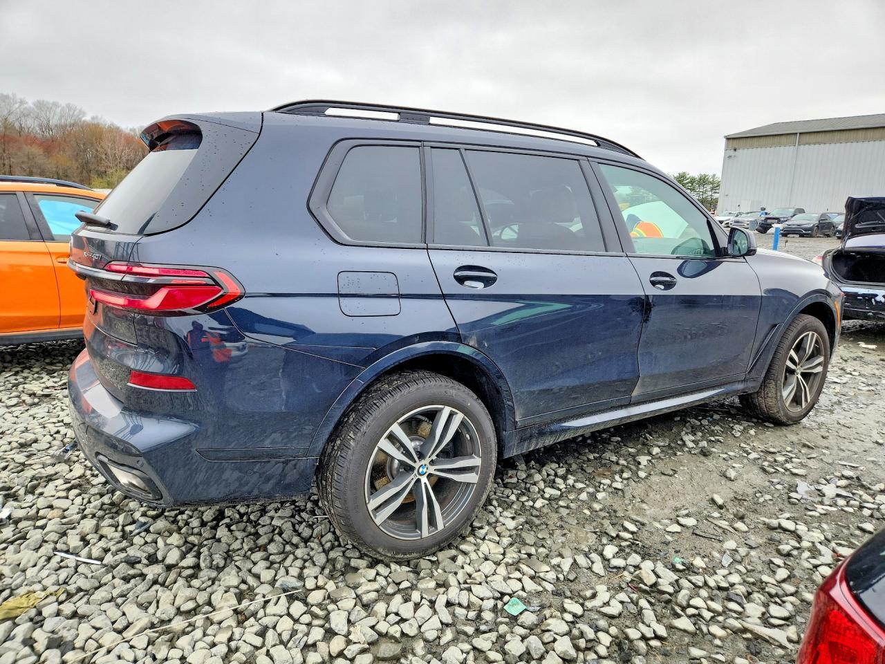 2026 BMW X7 xDrive40I - Фото 3