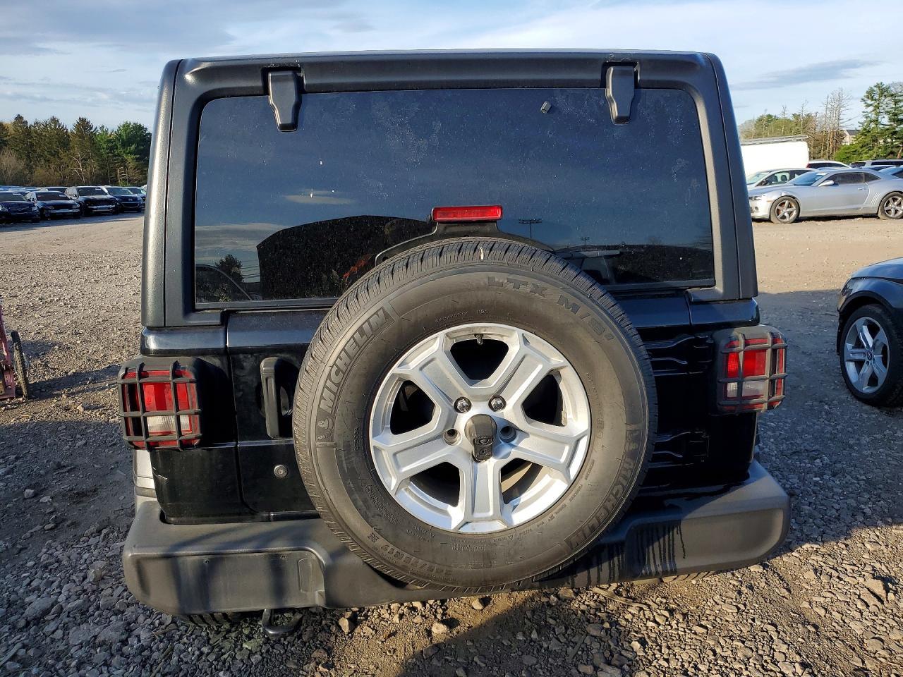 2020 Jeep Wrangler Unlimited Sport - Фото 6