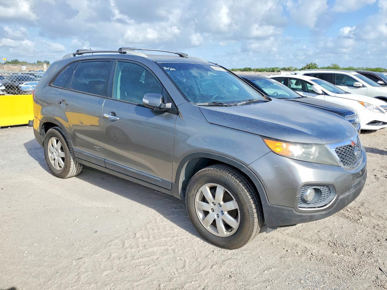 2012 Kia Sorento Lx - Фото 4