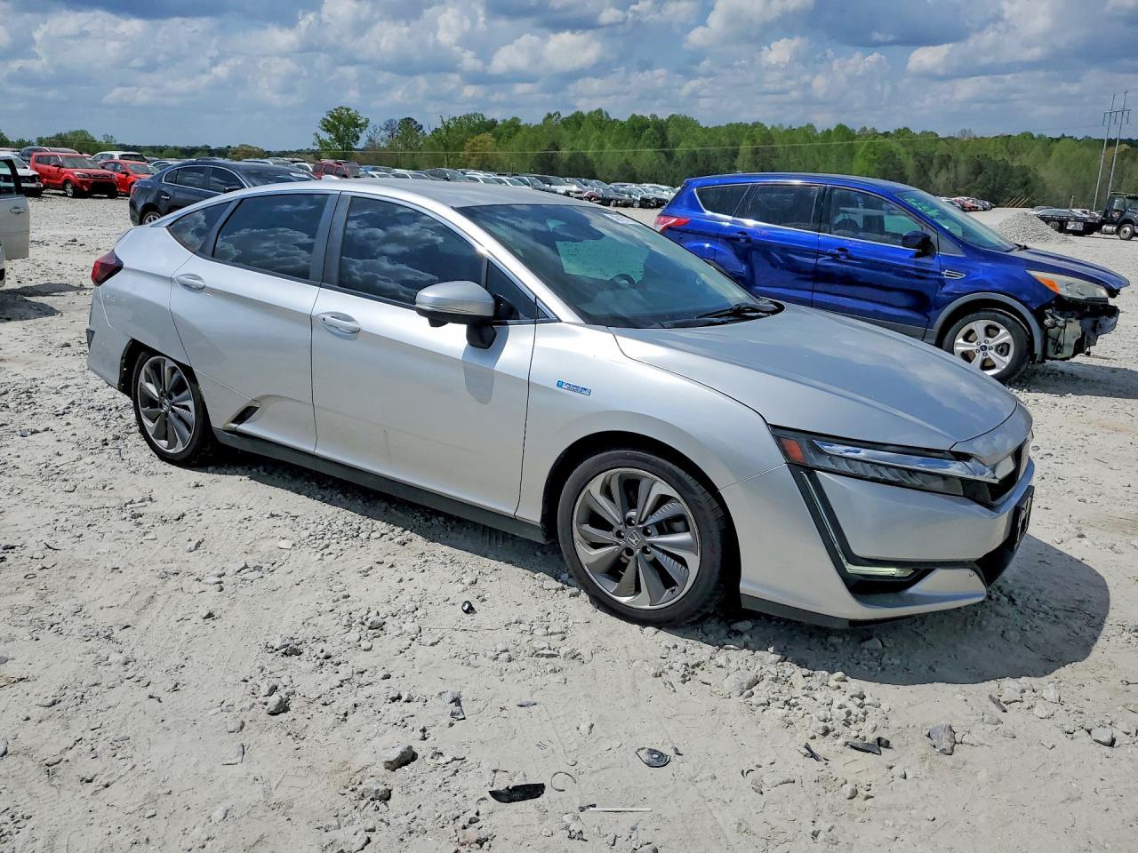 2018 Honda Clarity Touring - Image 4