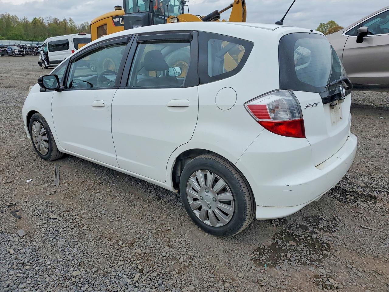 2010 Honda Fit - Фото 2