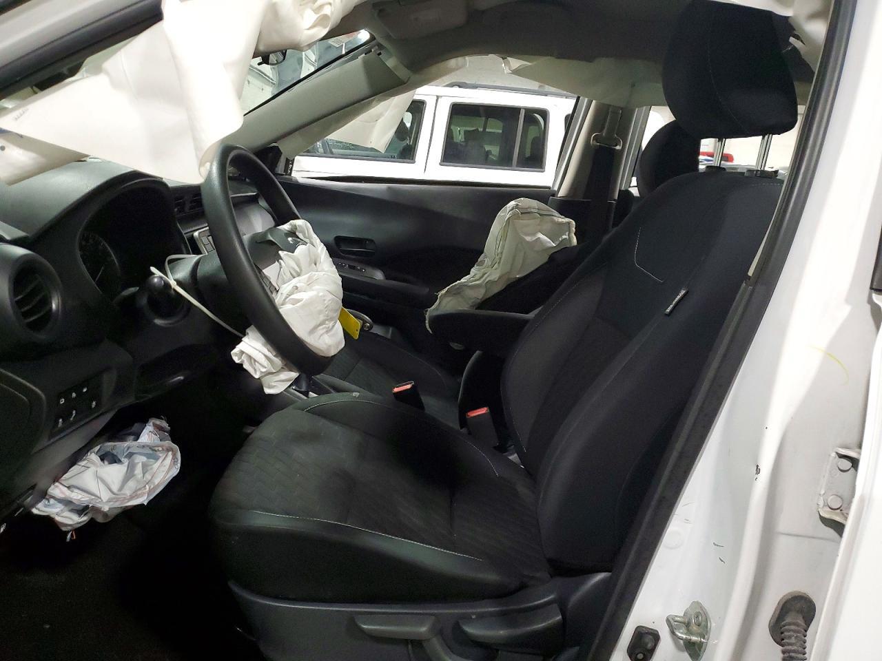 2021 Nissan Kicks S - Фото 7