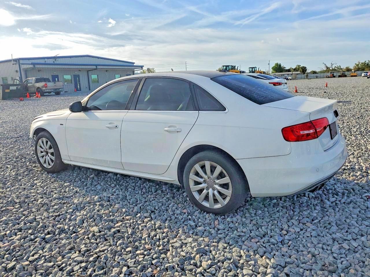 2014 Audi A4 Premium - Фото 2