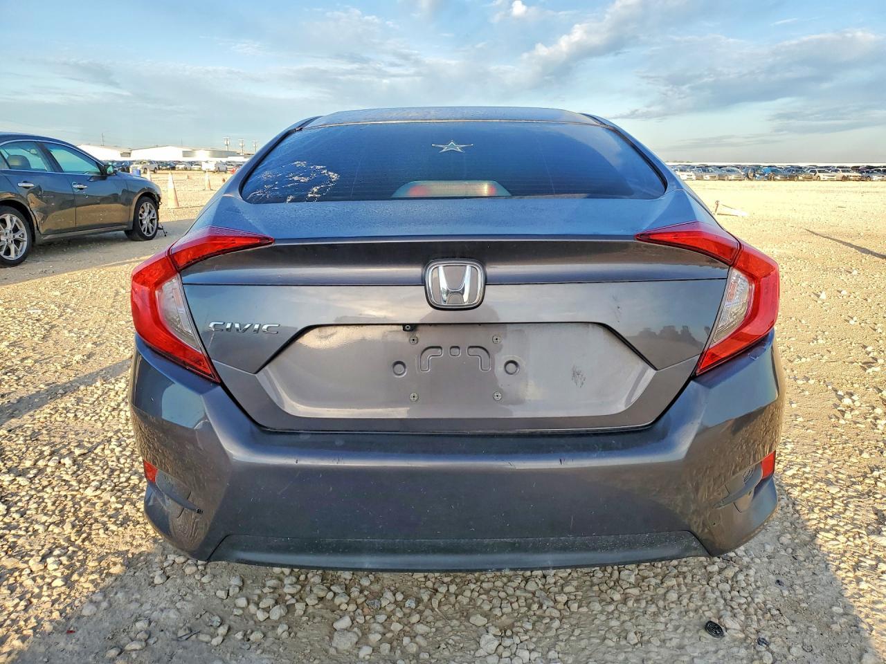 2016 Honda Civic Lx - Фото 6