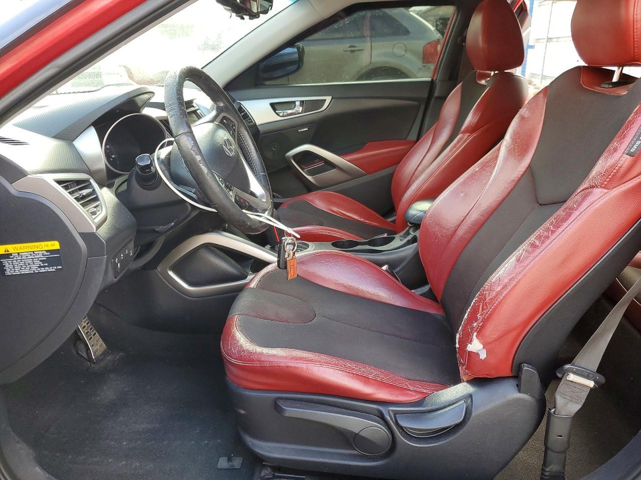 2012 Hyundai Veloster Base - Фото 7