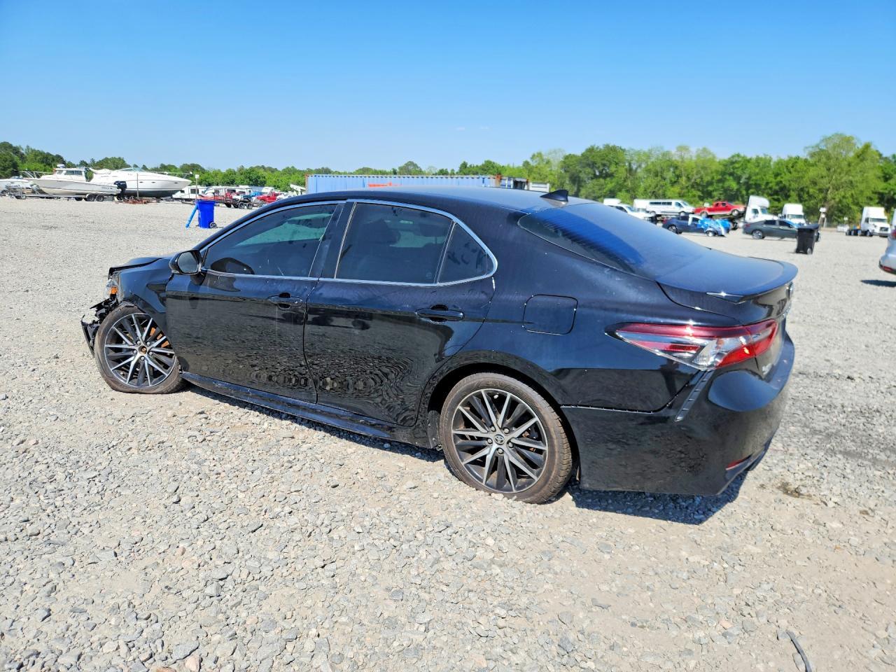 2023 Toyota Camry Se - Image 2