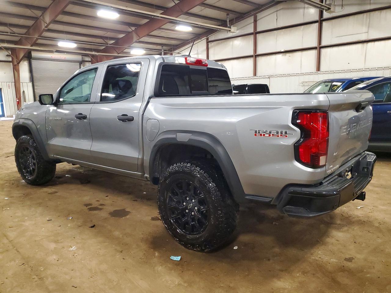 2026 Chevrolet Colorado Trail Boss - Фото 2