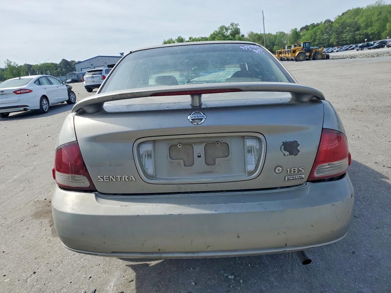 2003 Nissan Sentra Xe - Фото 6