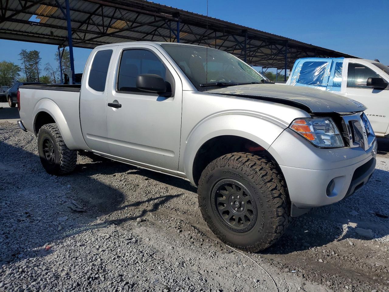 2019 Nissan Frontier Sv V6 - Image 4
