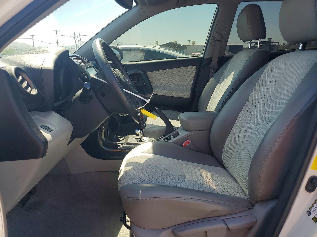 2014 Toyota Rav4 Ev Base - Фото 7