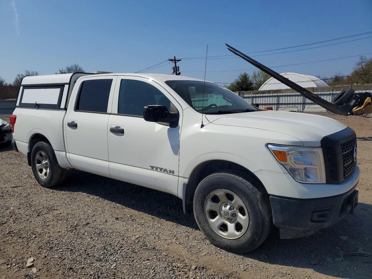 2017 Nissan Titan S - Фото 4