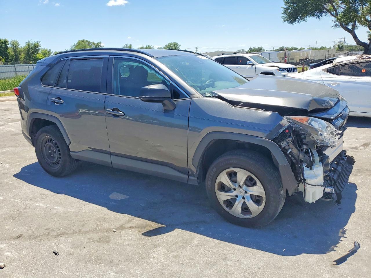 2019 Toyota Rav4 Le - Image 4