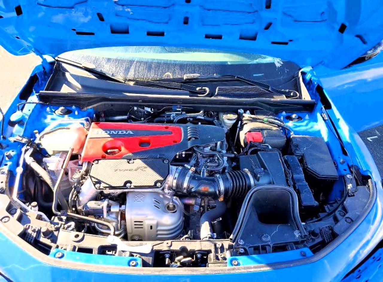 2025 Honda Civic Type-R - Image 7