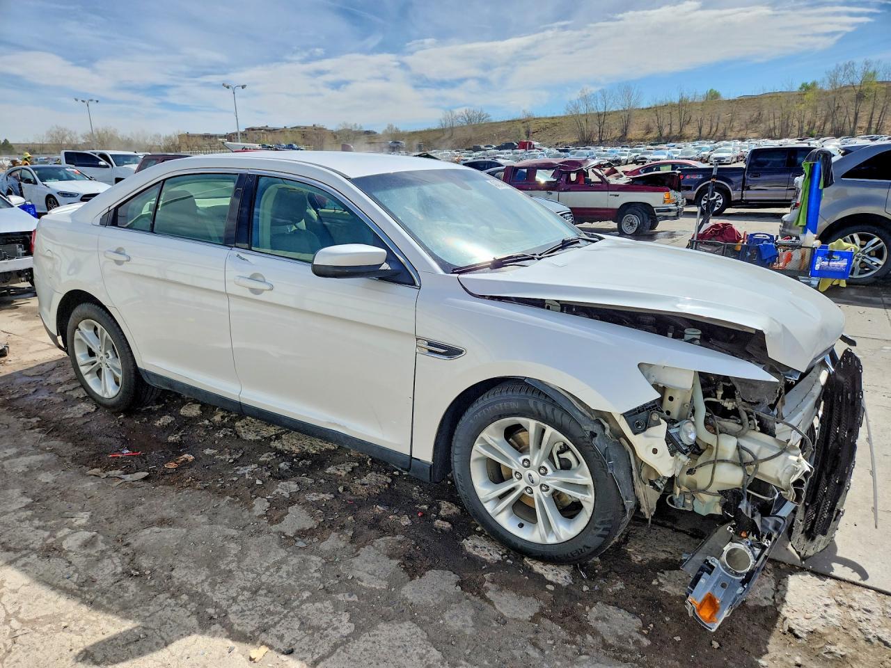 2013 Ford Taurus Sel - Image 4
