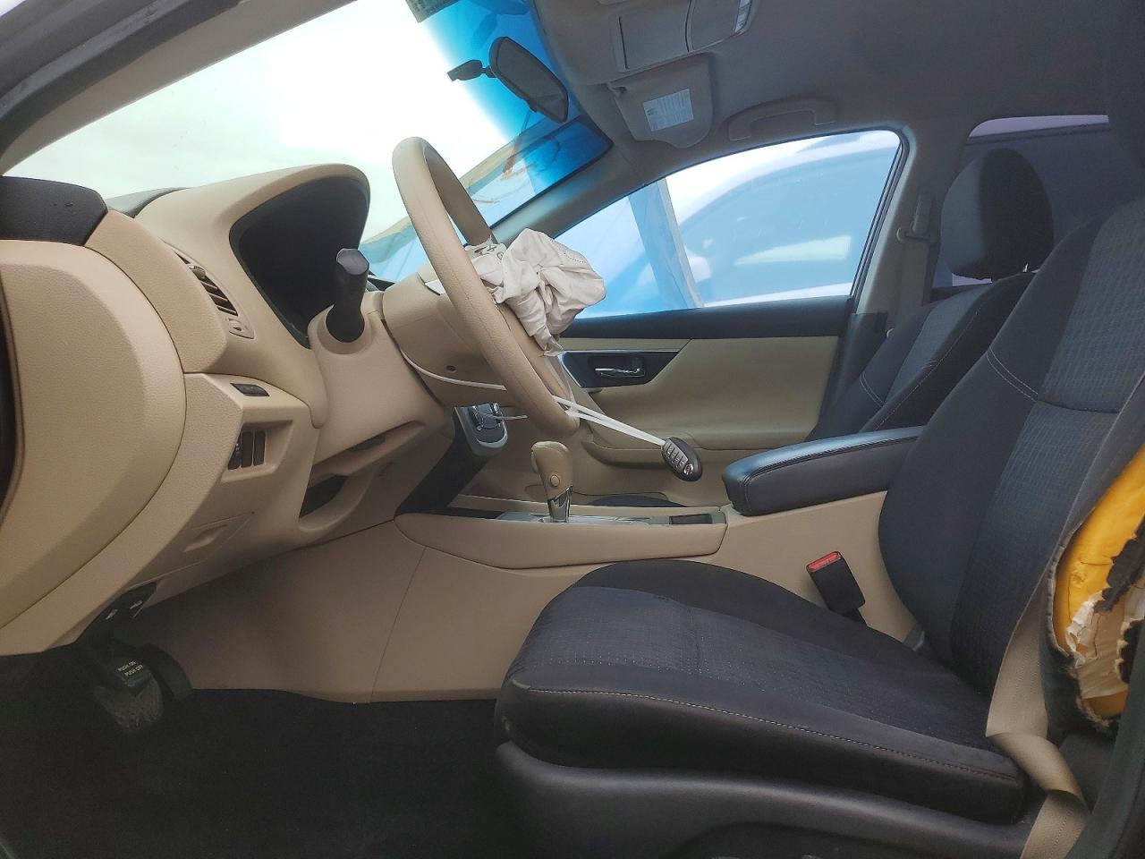 2016 Nissan Altima 2.5 S - Фото 7