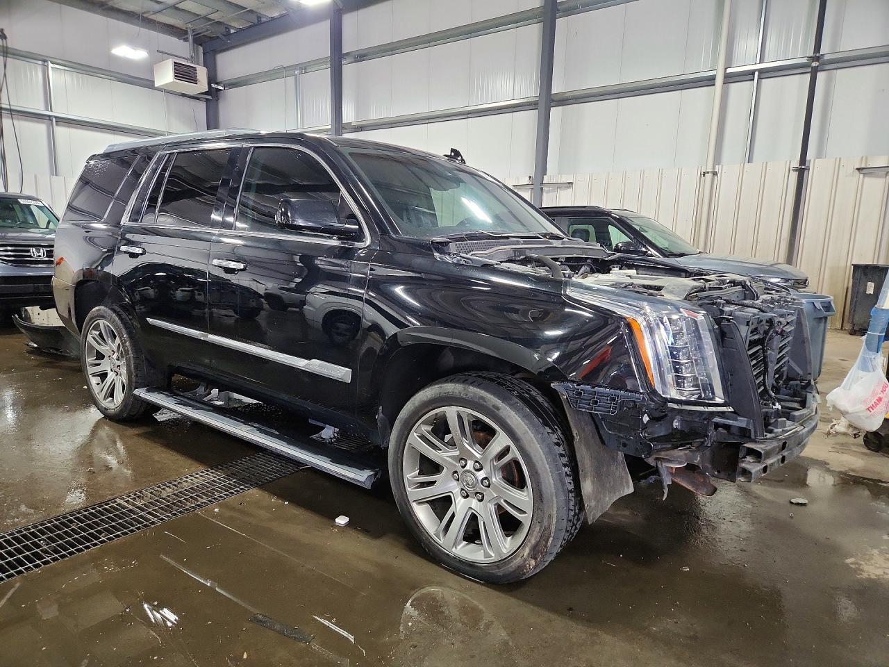2015 Cadillac Escalade Premium - Фото 4
