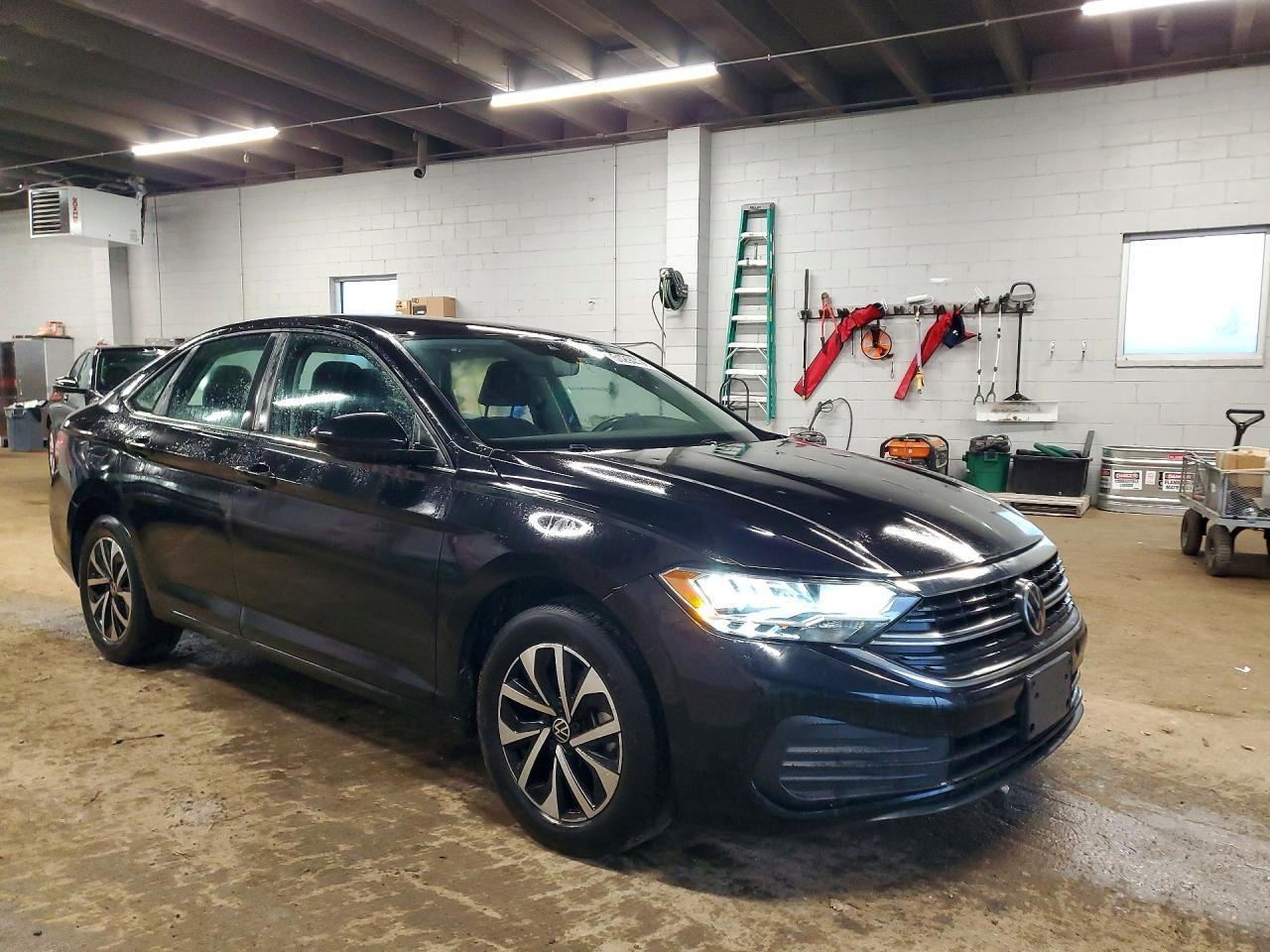 2024 Volkswagen Jetta S - Фото 4