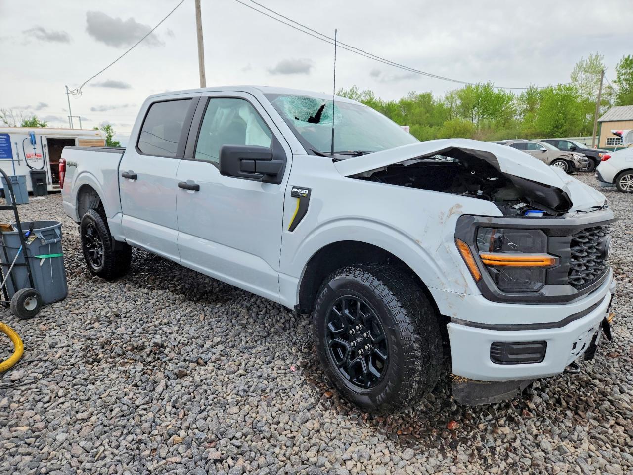 2025 Ford F150 Stx - Фото 4