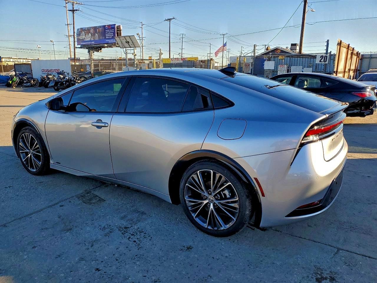 2023 Toyota Prius Xle - Фото 2