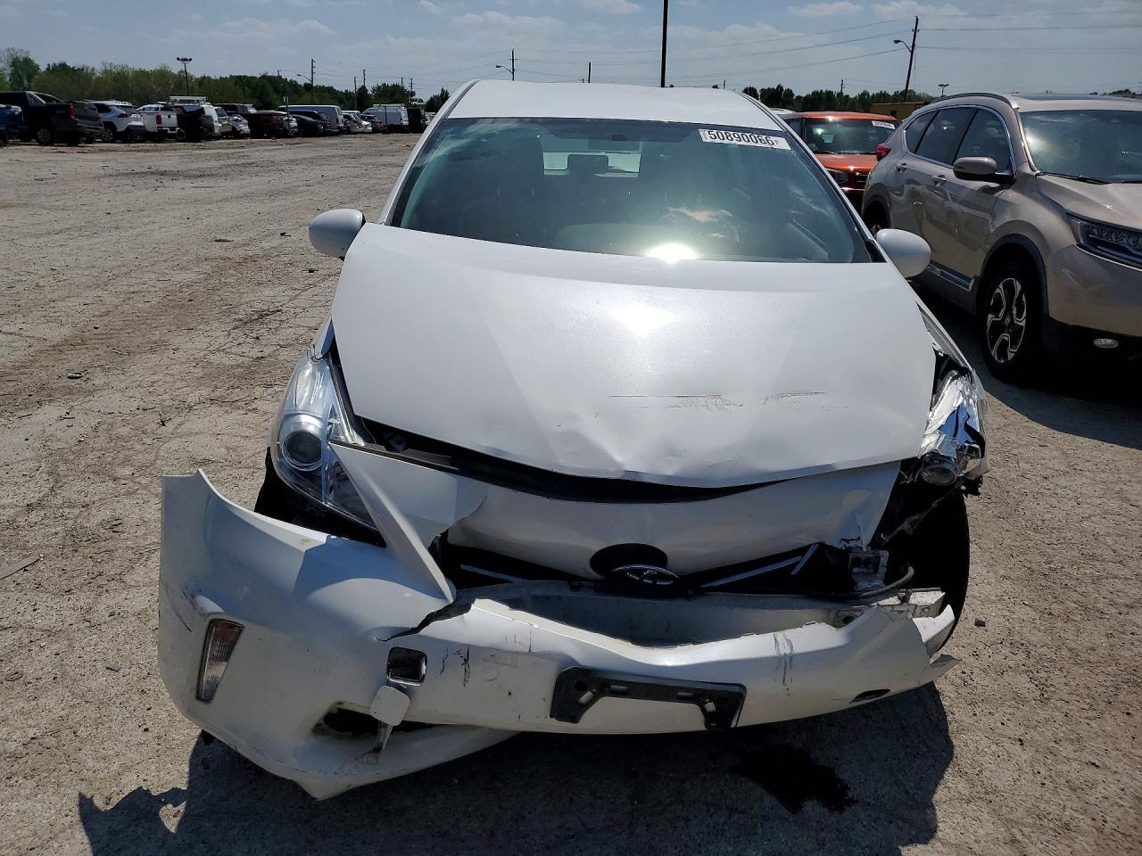 2013 Toyota Prius V Three - Image 5