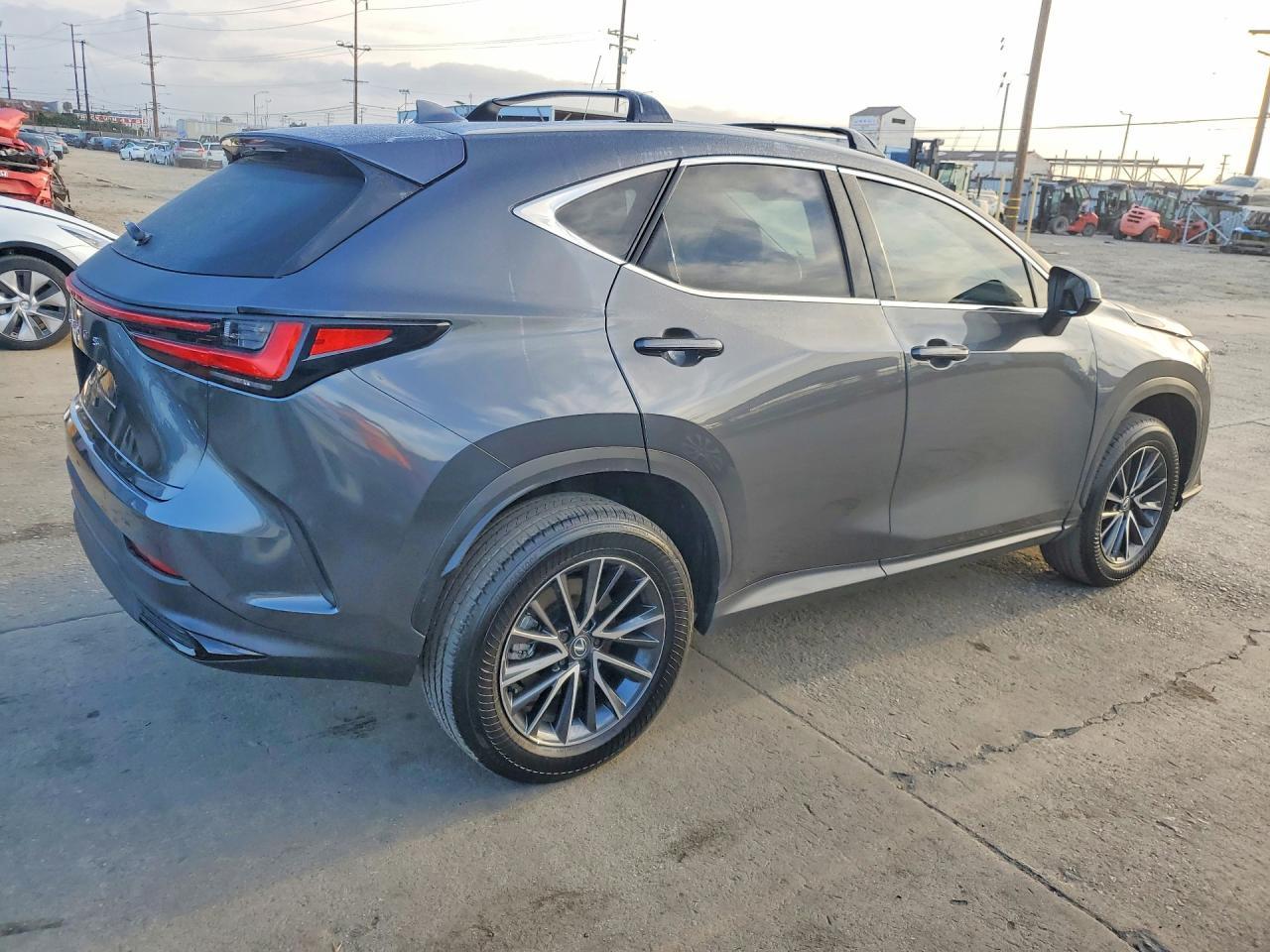 2025 Lexus Nx 350H Premium - Фото 3