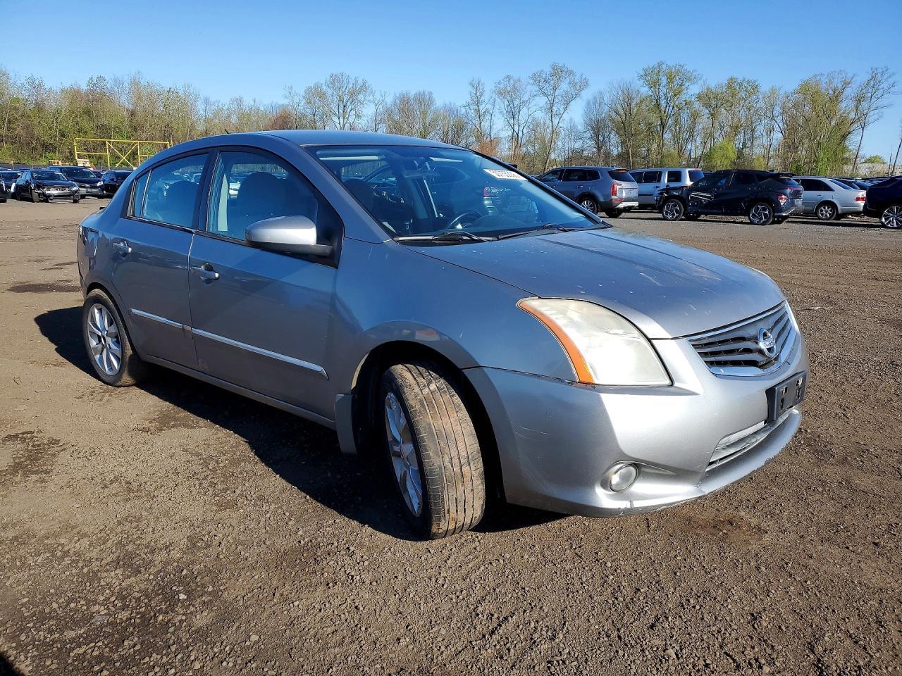 2010 Nissan Sentra 2.0 - Фото 4