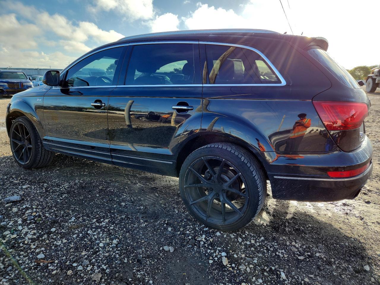 2013 Audi Q7 Premium Plus - Фото 2