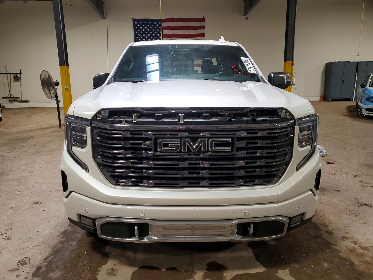 2023 GMC Sierra K1500 Denali Ultimate - Фото 5