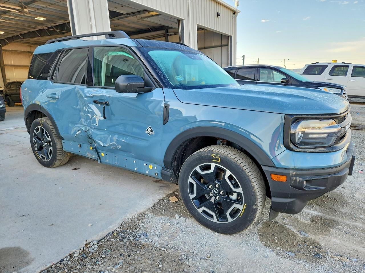 2023 Ford Bronco Sport Outer Banks - Фото 4