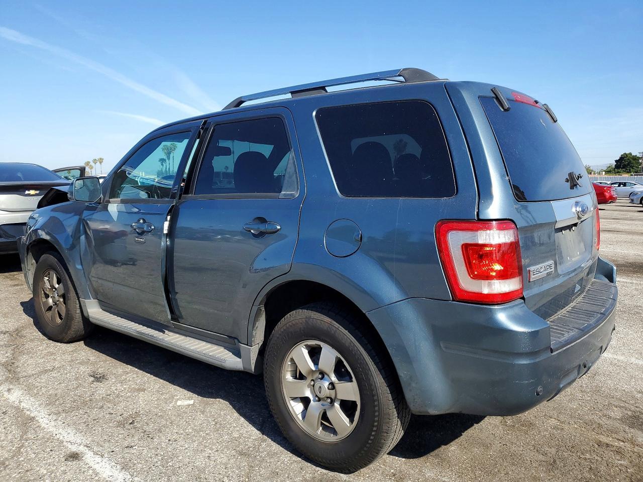 2012 Ford Escape Limited - Фото 2