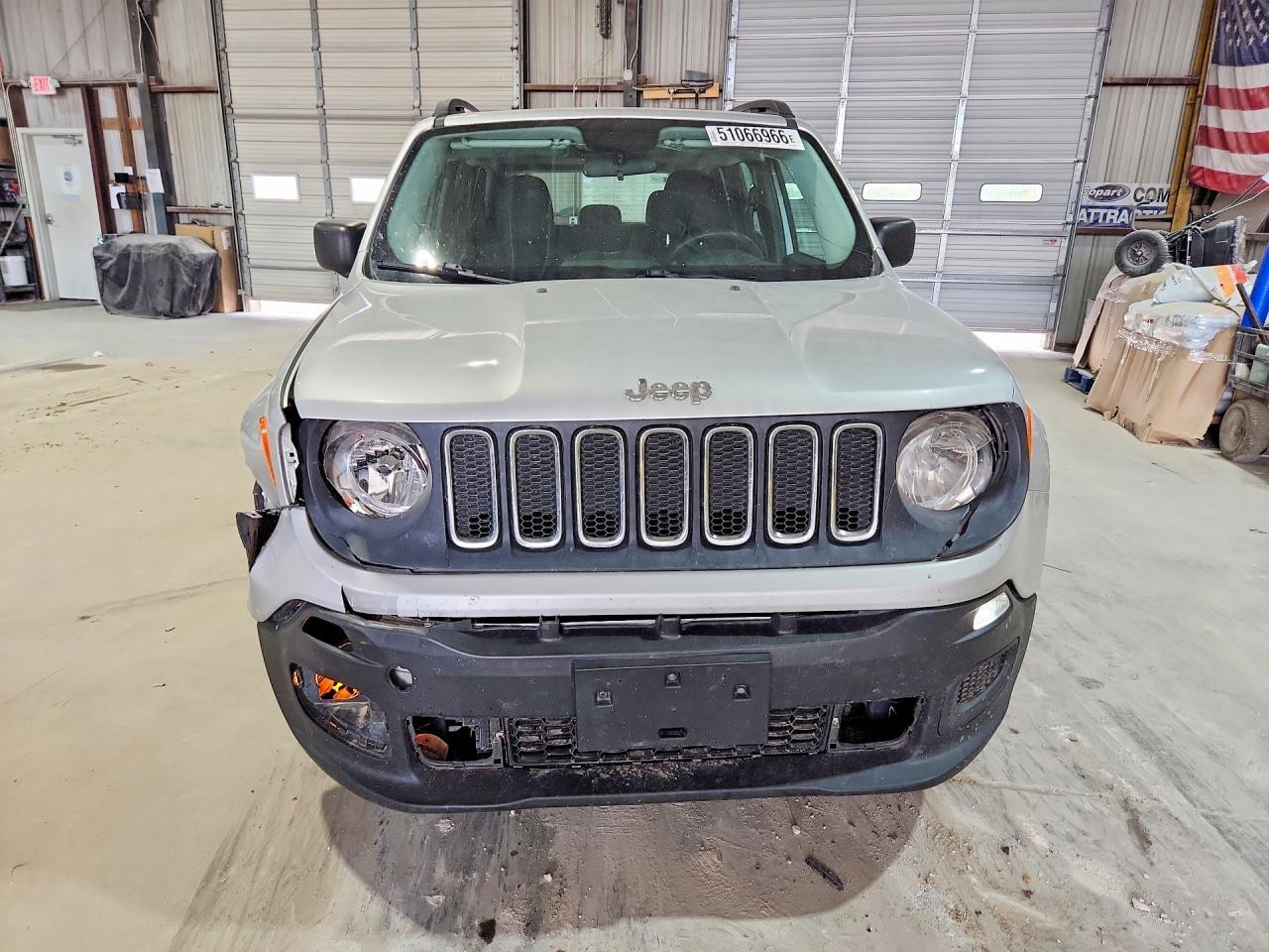 2015 Jeep Renegade Sport - Фото 5