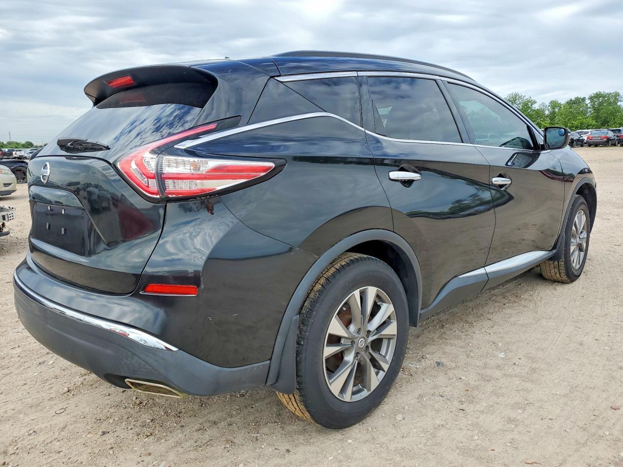 2016 Nissan Murano S - Image 3