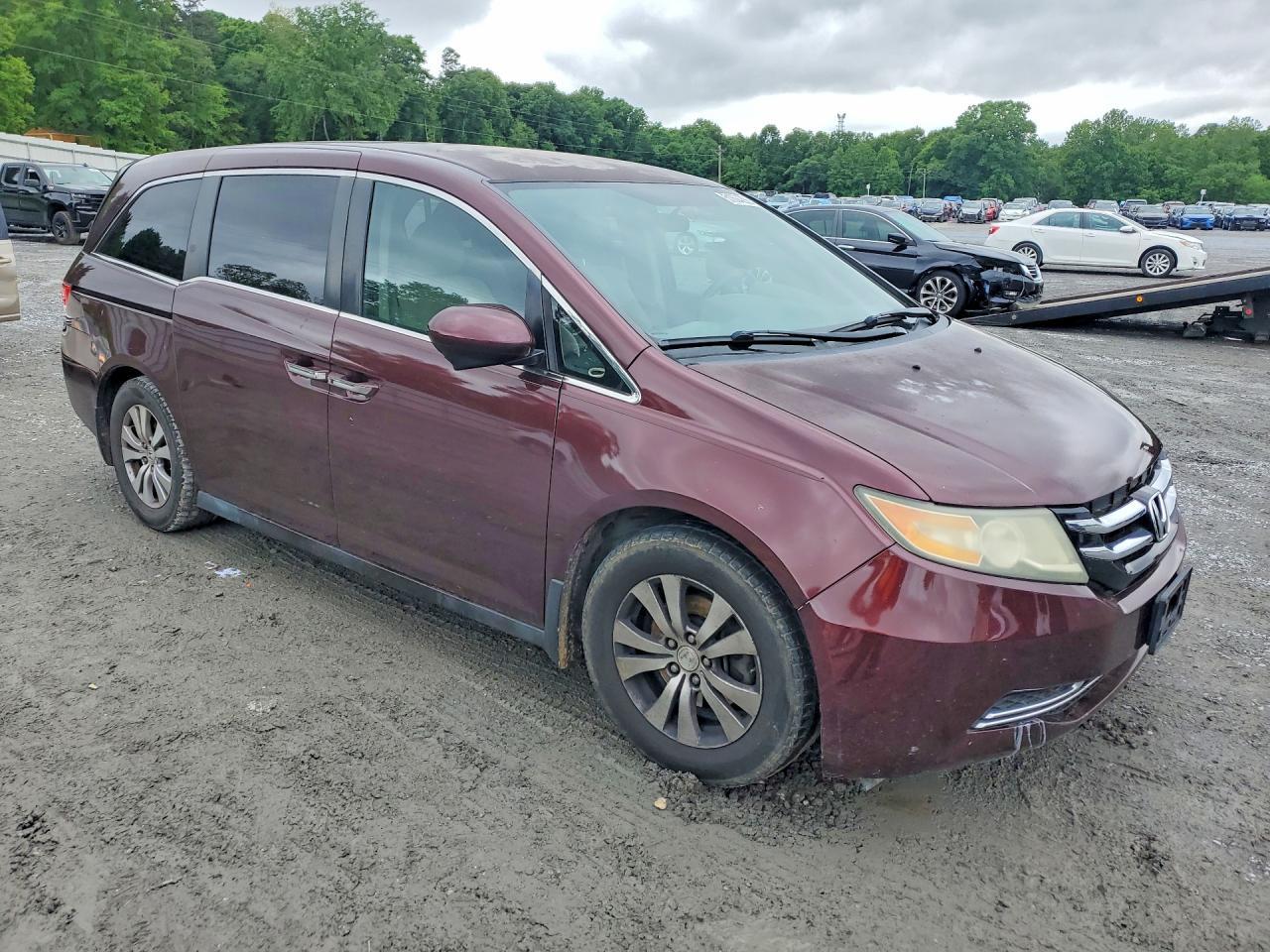 2014 Honda Odyssey Ex - Image 4