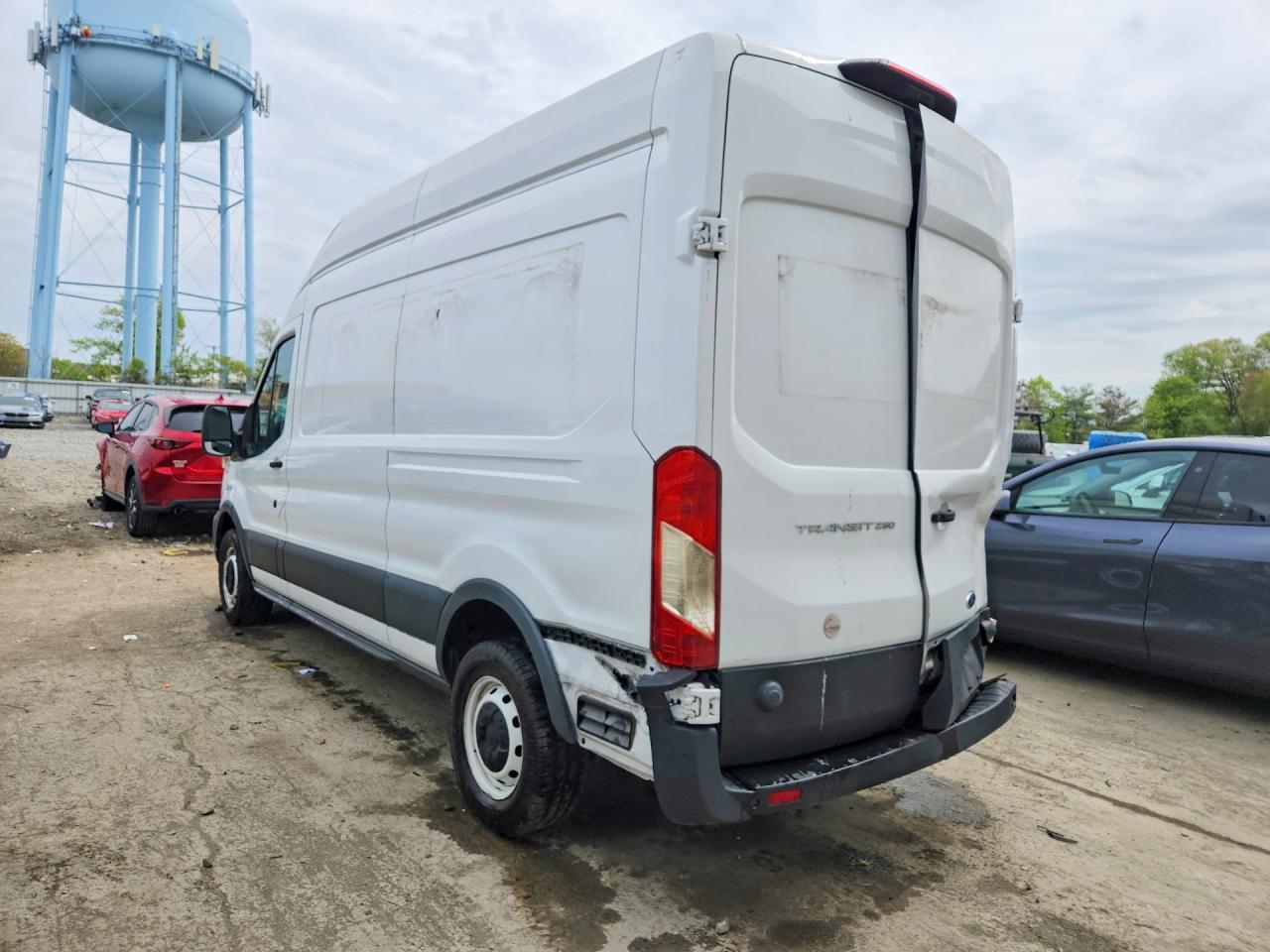 2022 Ford Transit - Image 2