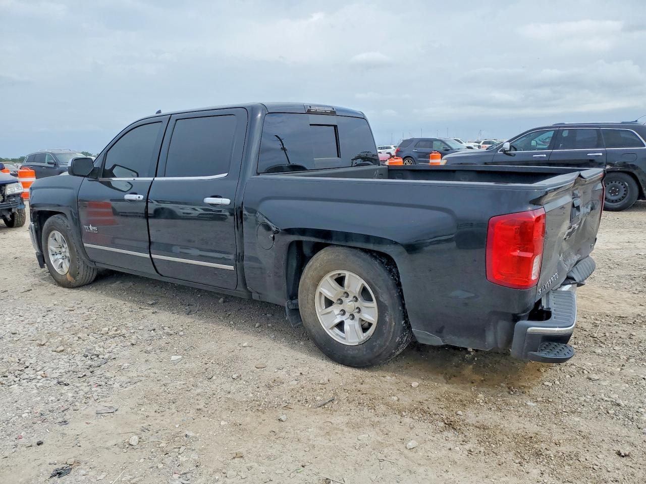 2018 Chevrolet Silverado C1500 Lt - Фото 2
