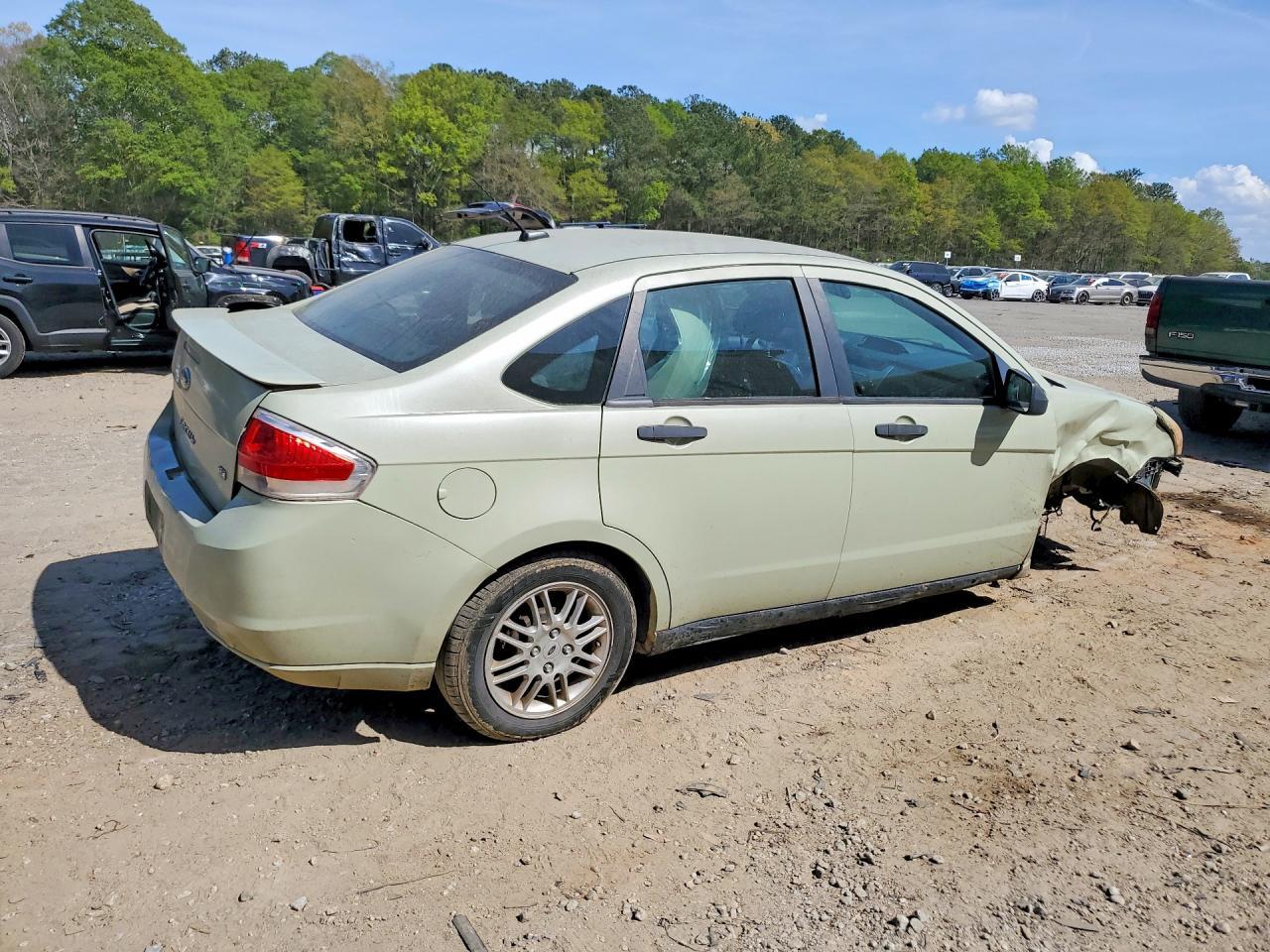 2010 Ford Focus Se - Фото 3