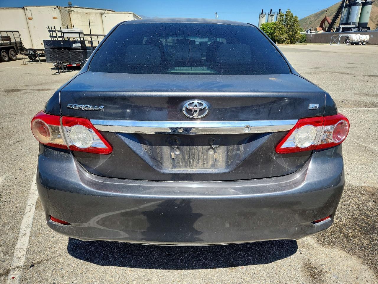 2011 Toyota Corolla Le - Image 6