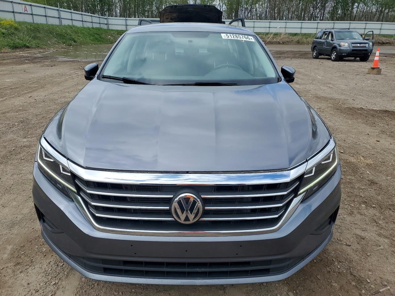 2021 Volkswagen Passat S - Фото 5
