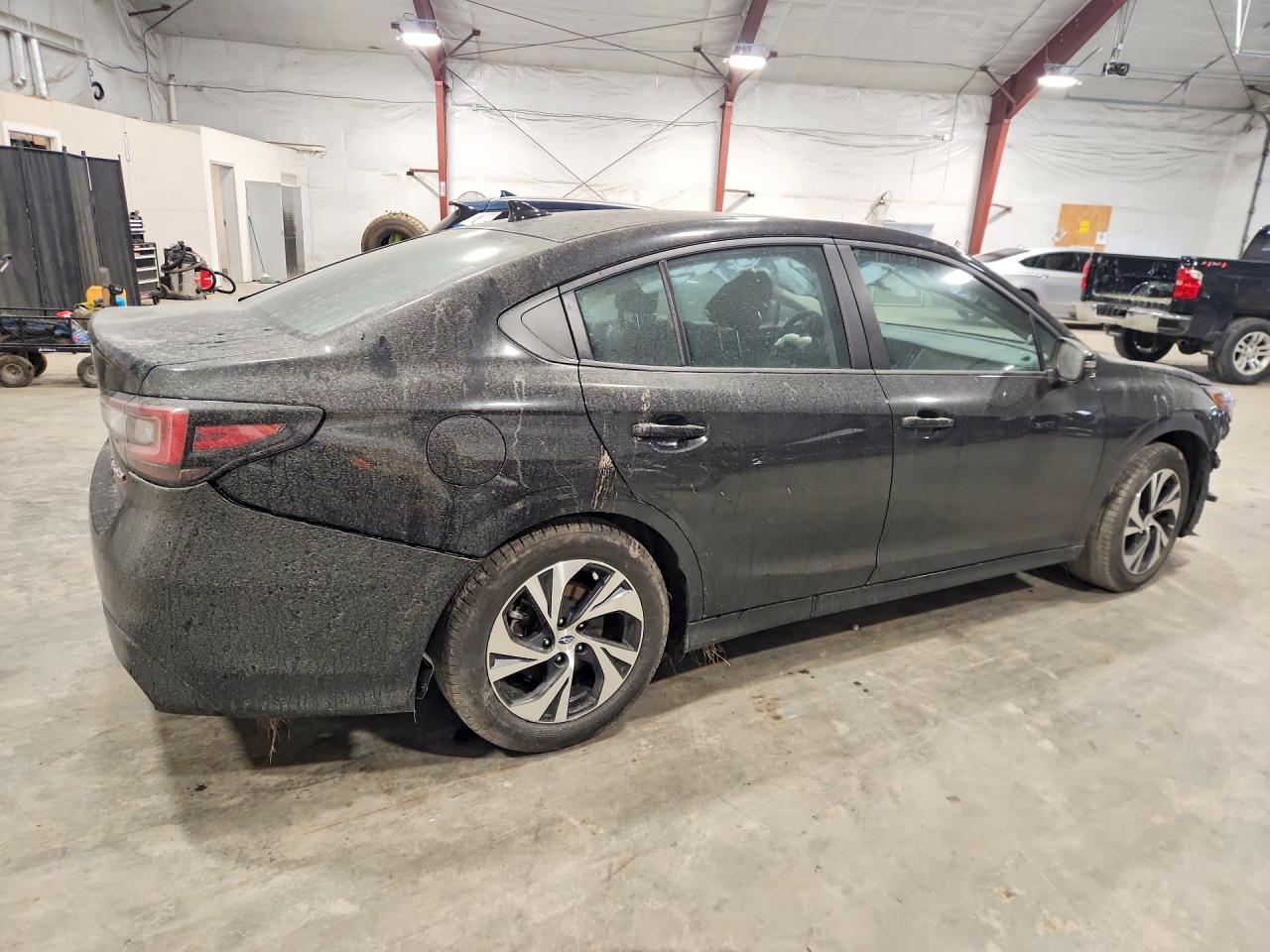 2025 Subaru Legacy Premium - Фото 3