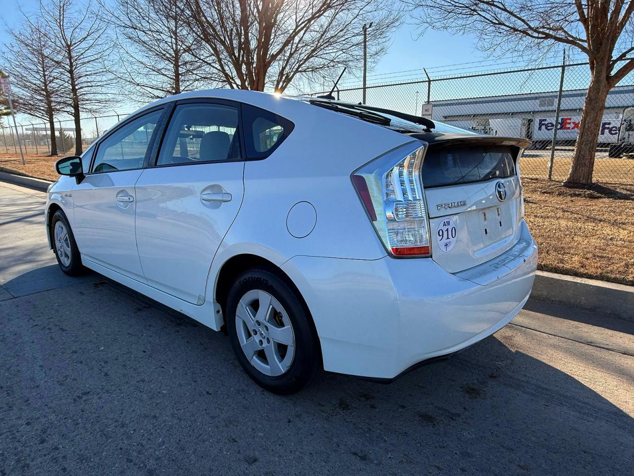 2011 Toyota Prius Two - Image 3