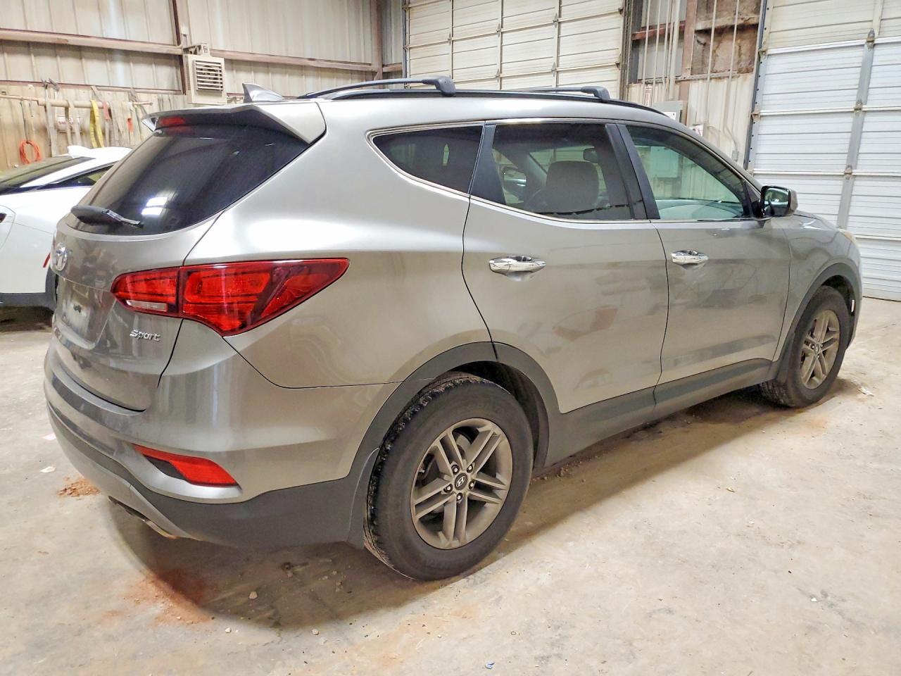 2017 Hyundai Santa Fe Sport 2.4L - Фото 3