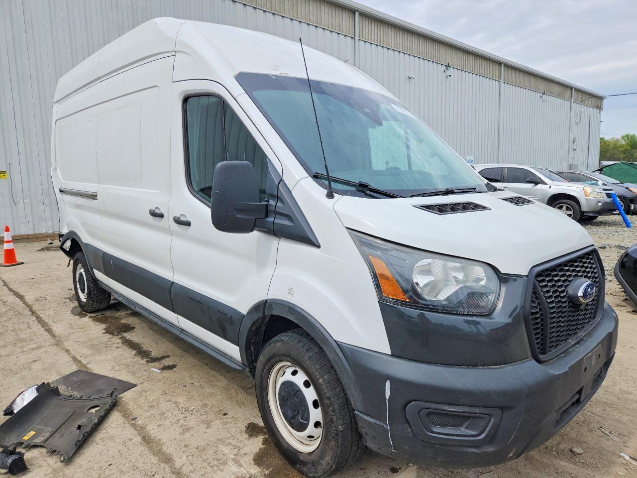 2022 Ford Transit - Image 4