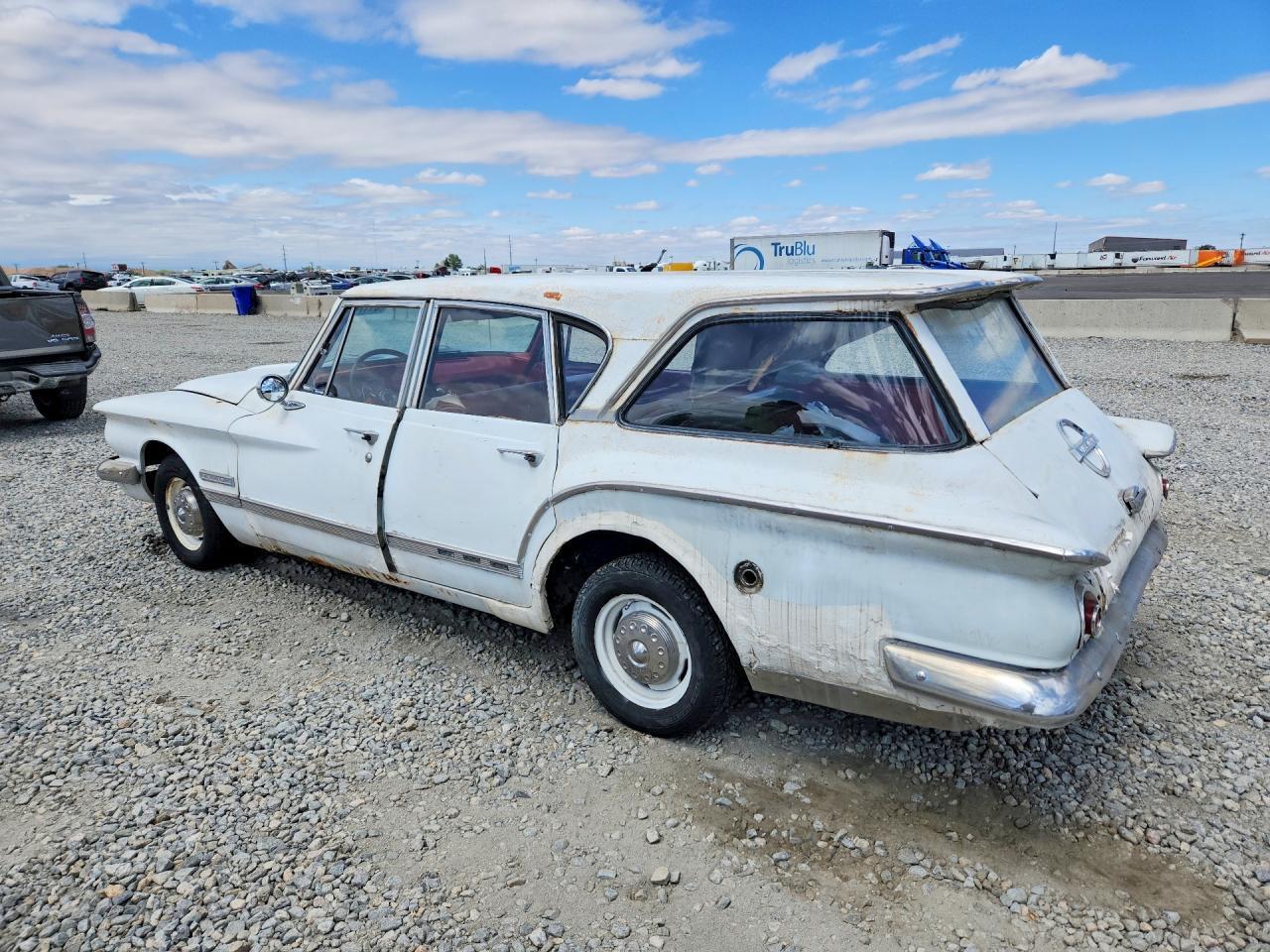 1962 Plymouth Valiant - Фото 2