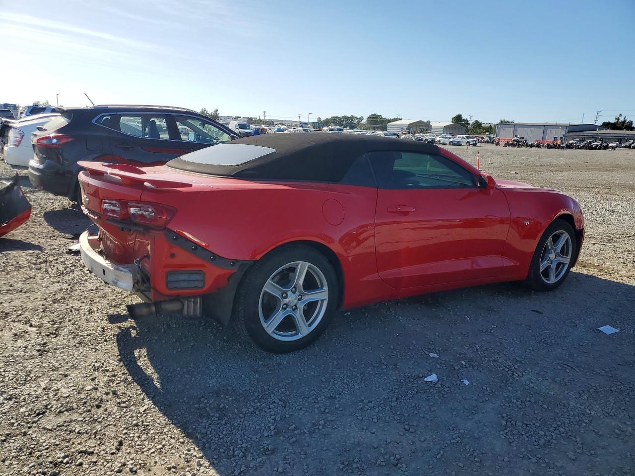 2020 Chevrolet Camaro Ls - Фото 3